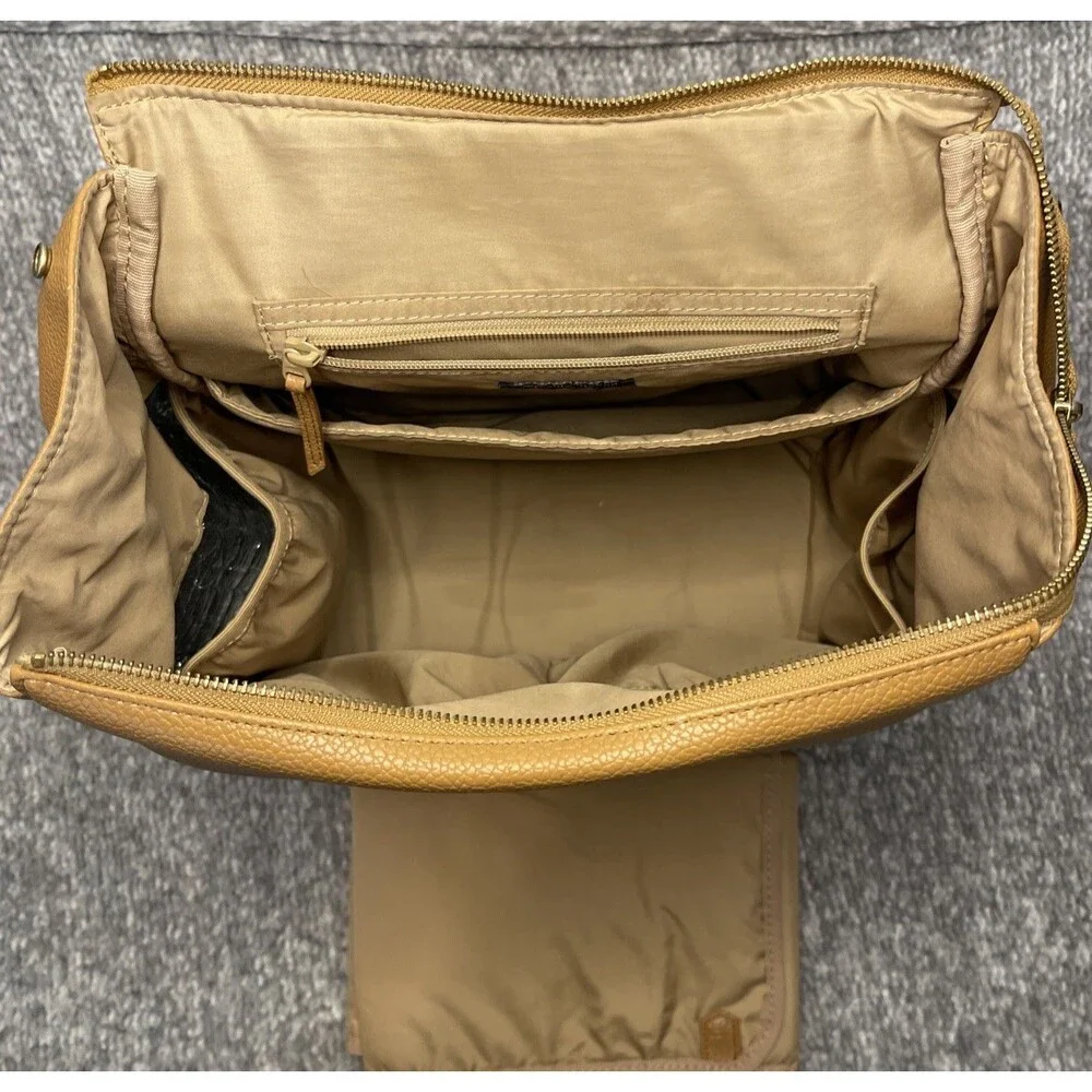 Freshly Picked Classic Diaper Bag II Backpack Regular Size Cognac Brown EUC